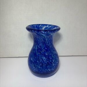 Cobalt Blue White Swirl Art Glass Vase Heavy Glass 5.5” Smooth Bottom